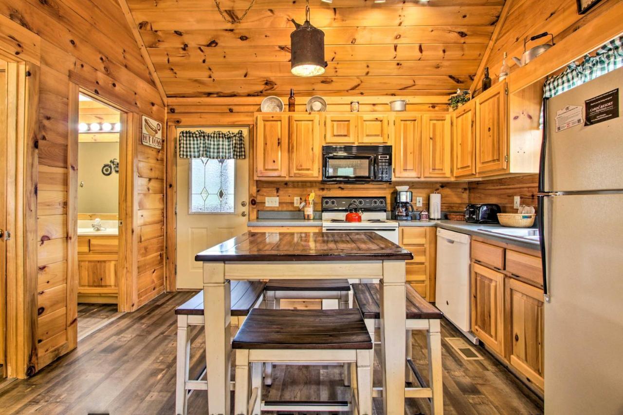 Pigeon Forge Cabin With Hot Tub And Mountain Views! Buitenkant foto