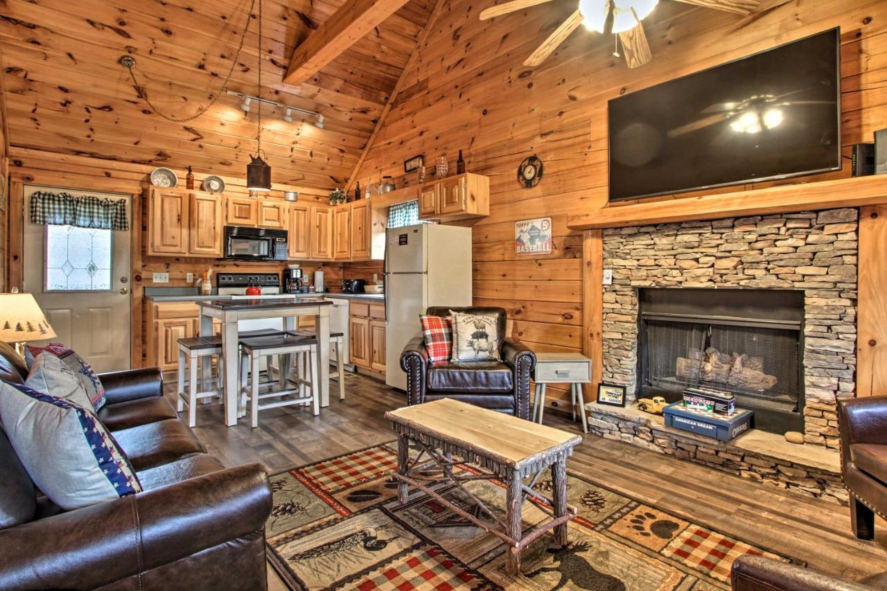 Pigeon Forge Cabin With Hot Tub And Mountain Views! Buitenkant foto