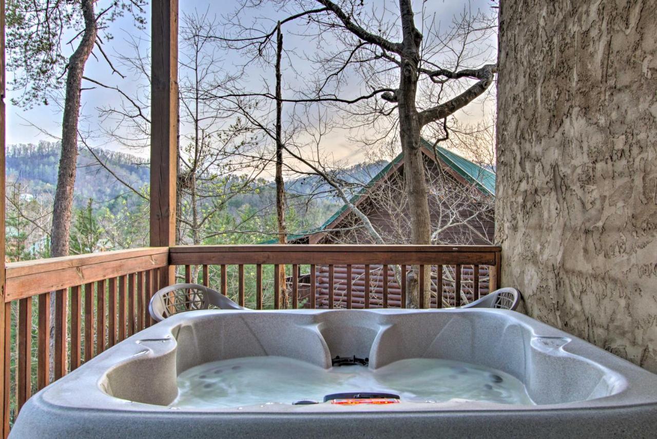 Pigeon Forge Cabin With Hot Tub And Mountain Views! Buitenkant foto